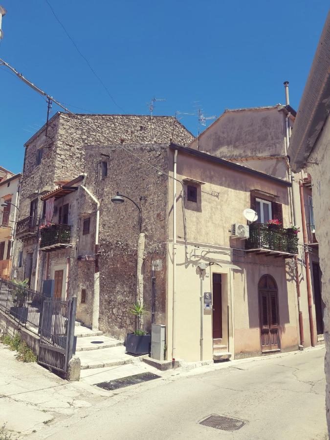 Guest House Piana Degli Albanesi Luaran gambar